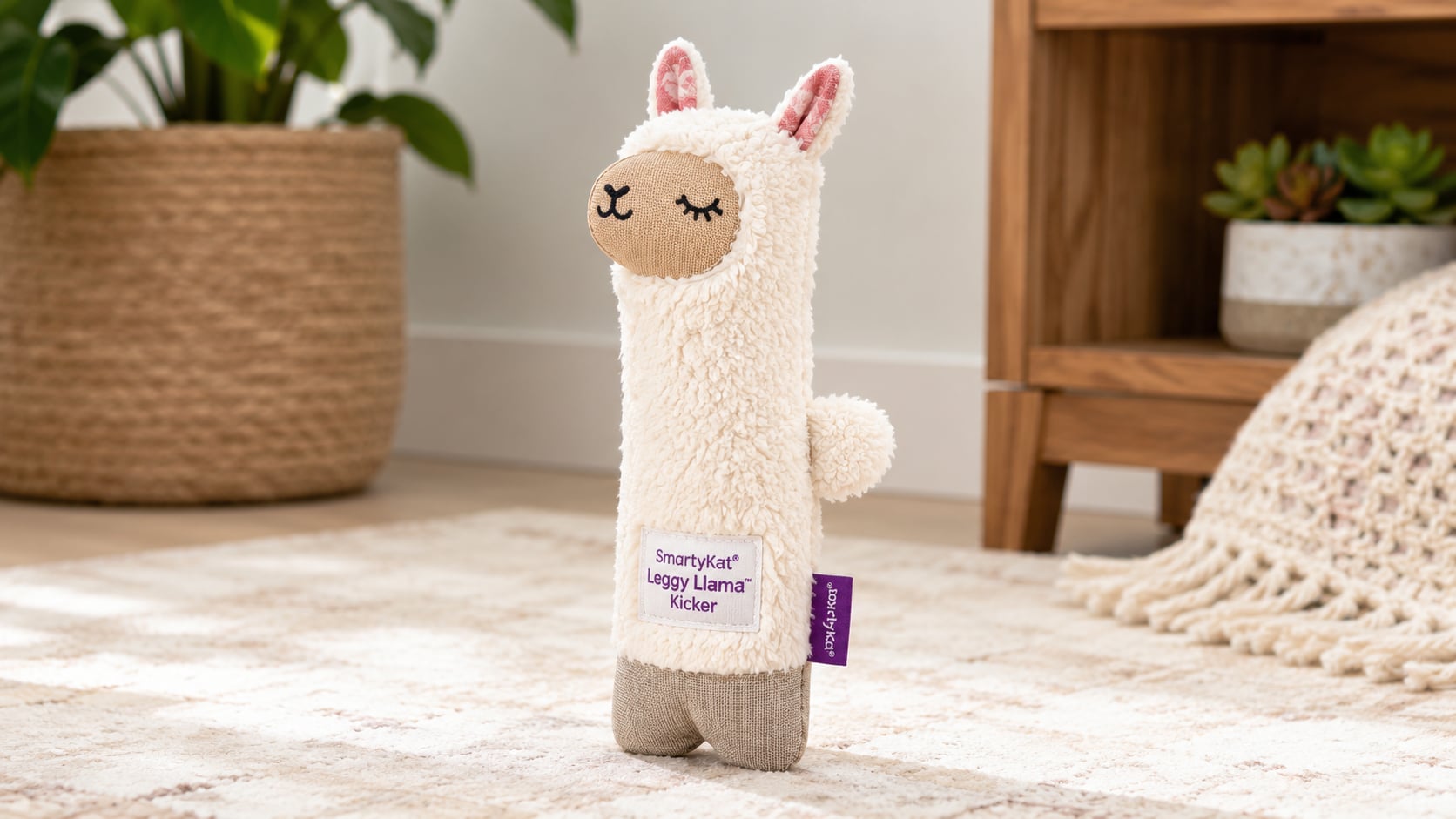 How SmartyKat Leggy Llama Kicker Cat Toy Supports Your Cat's Natural Instincts