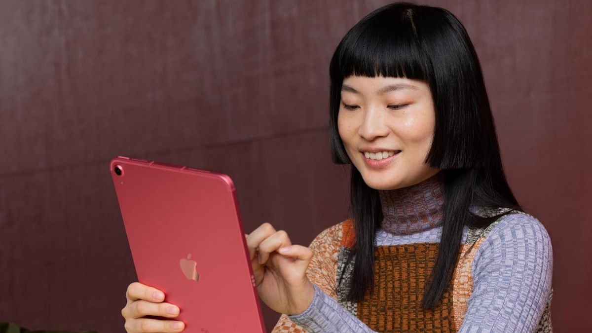 This Apple iPad 10th Generation Packs Power and Style in One