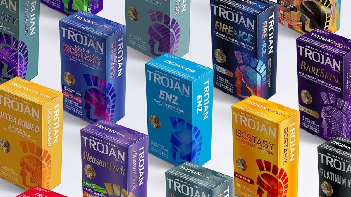 TROJAN Ultra Thin Condoms: Maximum Sensitivity with 36-Count Value Pack

