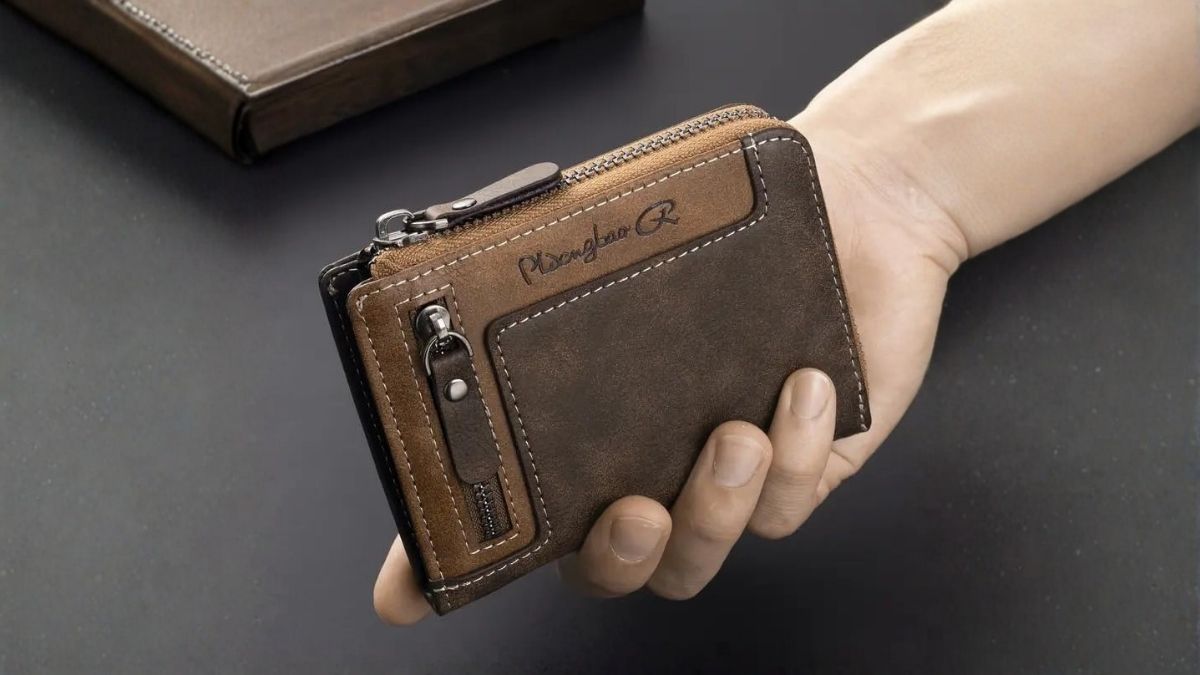1pc Men's Retro Short Wallet: Style Meets Function in an Affordable Everyday Accessory
