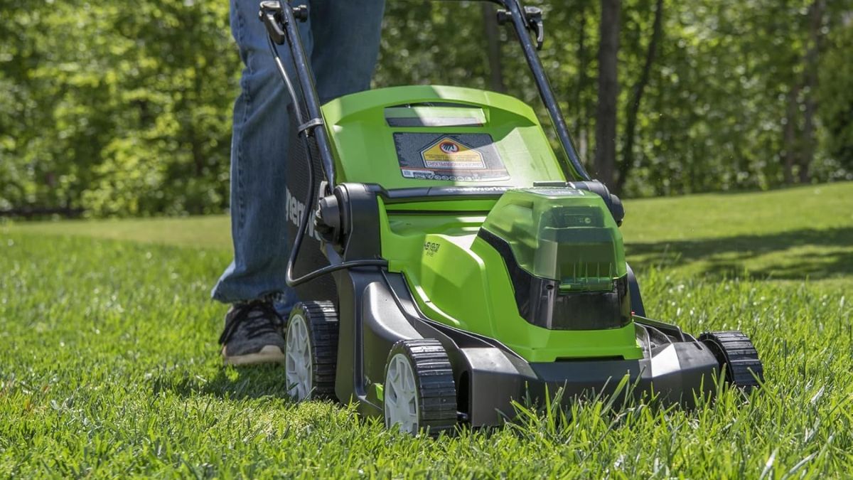 Greenworks 48V Cordless Lawn Mower: A Convenient Solution for Everyday Lawn Care